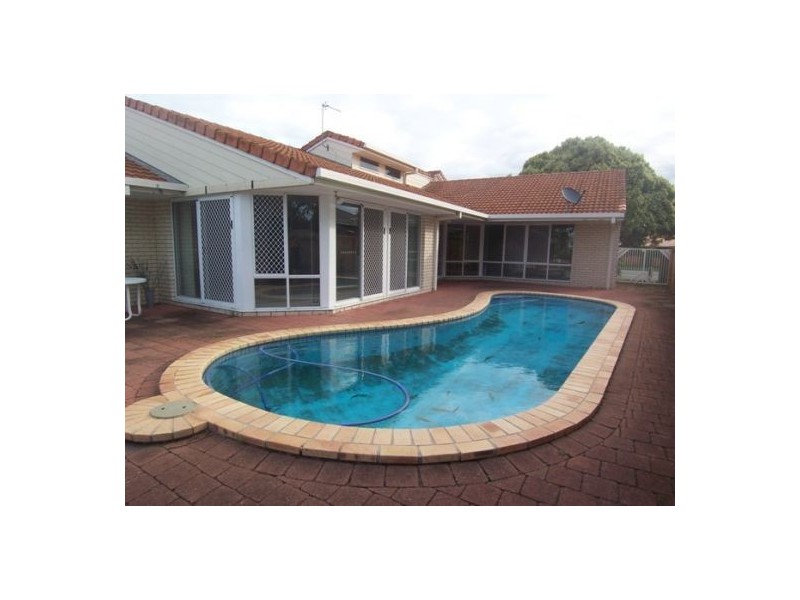 347 Bayview Street, Runaway Bay QLD 4216