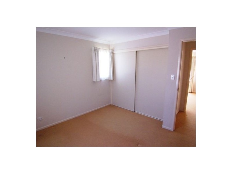 121 Eugaree Street, Southport QLD 4215
