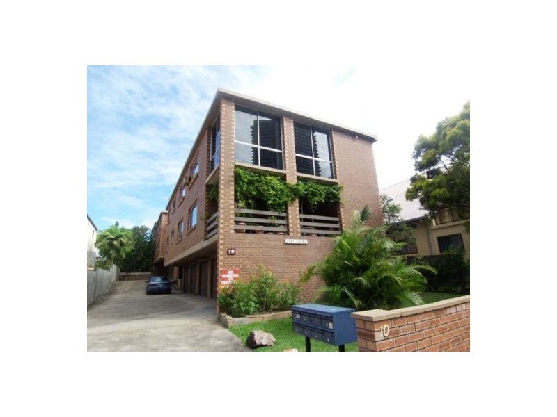 4/10 White Street, Southport QLD 4215