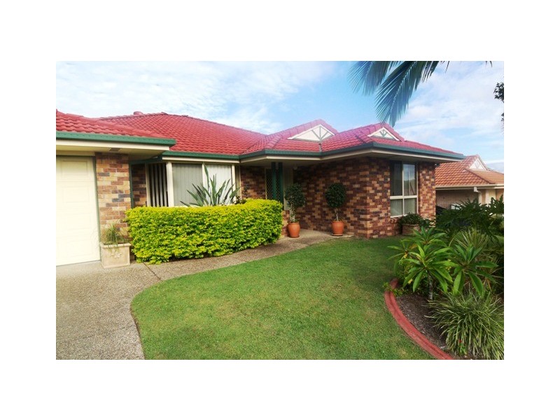 21 Mussau Street, Pacific Pines QLD 4211