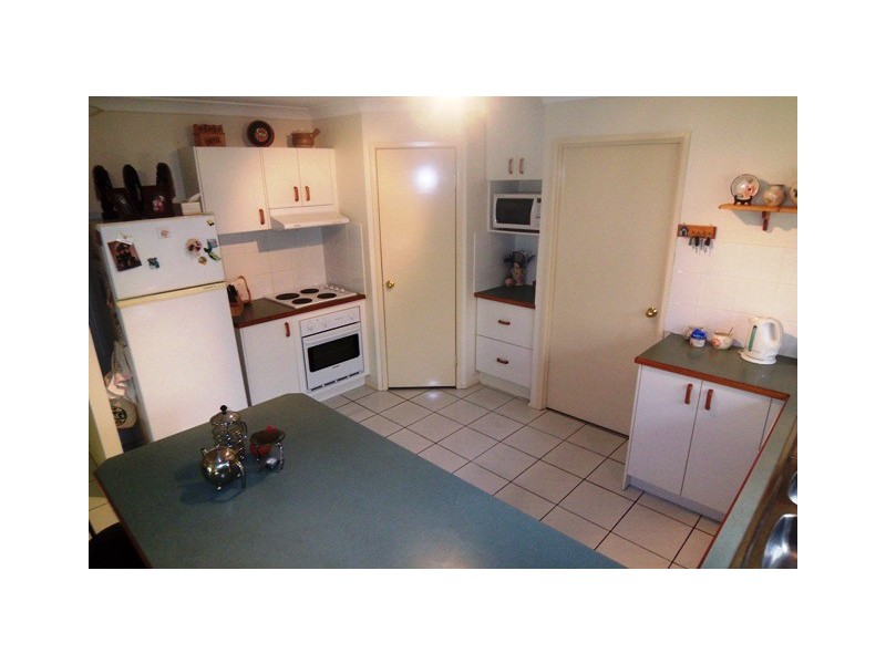 21 Mussau Street, Pacific Pines QLD 4211