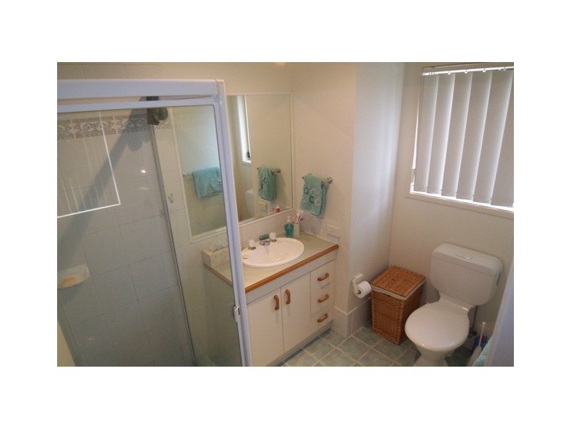 21 Mussau Street, Pacific Pines QLD 4211