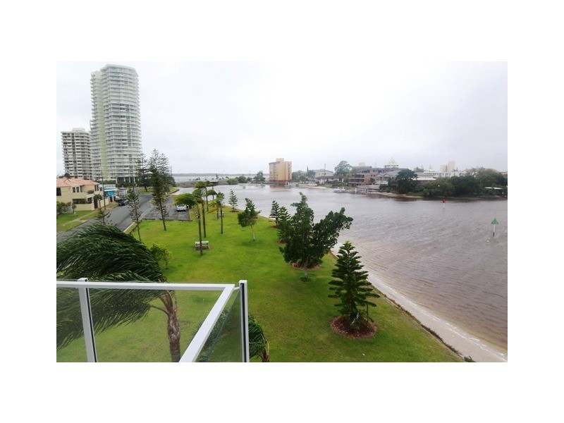 Runaway Bay QLD 4216