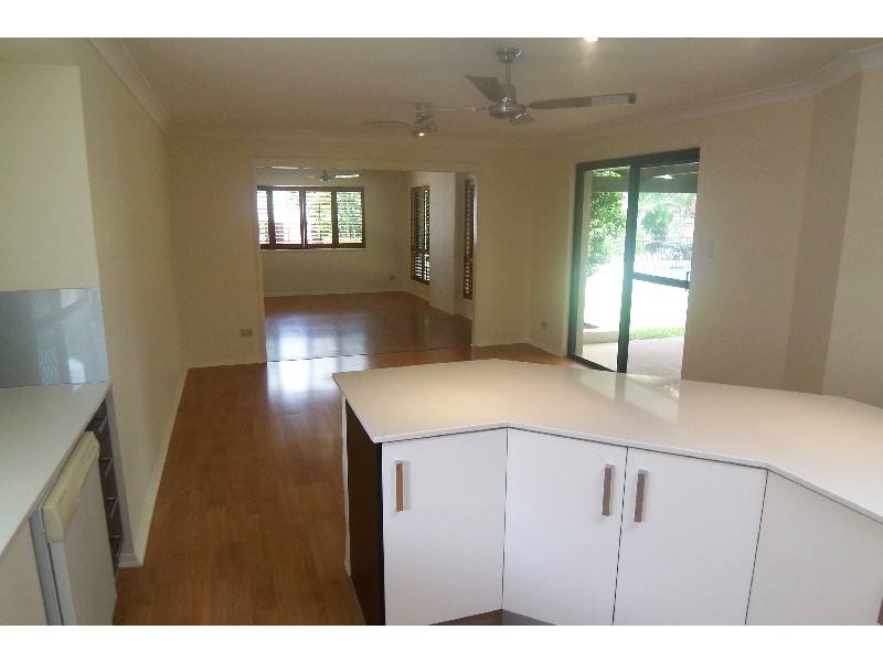 Ashmore QLD 4214