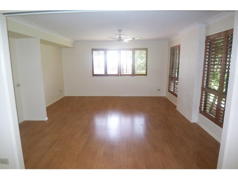 Ashmore QLD 4214