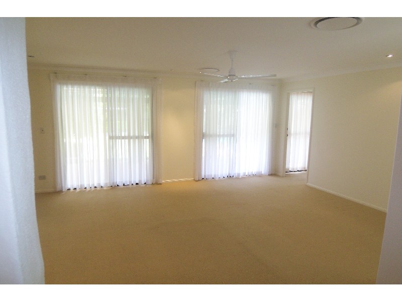Ashmore QLD 4214