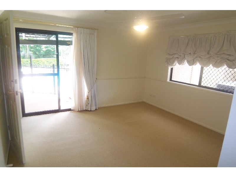 Ashmore QLD 4214