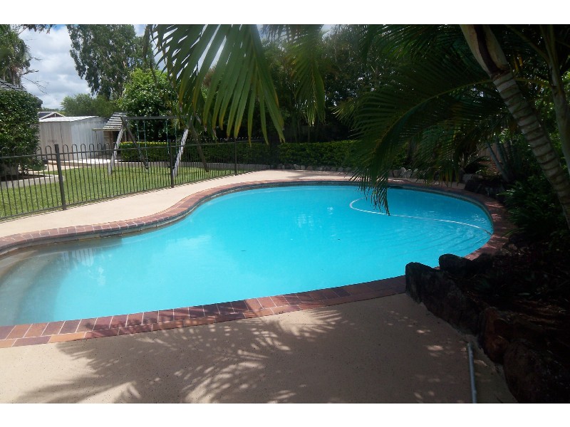 Ashmore QLD 4214