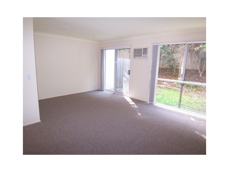 7/97 Eugaree Street, Southport QLD 4215