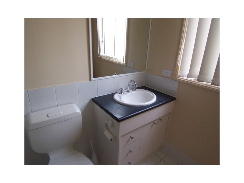 7/97 Eugaree Street, Southport QLD 4215