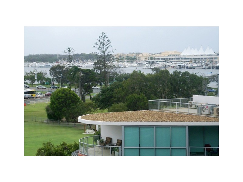 Southport QLD 4215