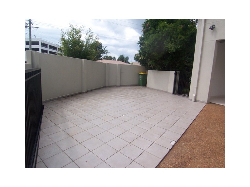 Biggera Waters QLD 4216