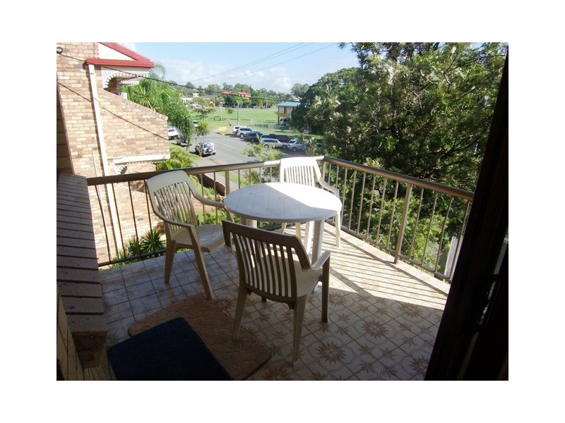 7/4  Broad Street, Labrador QLD 4215