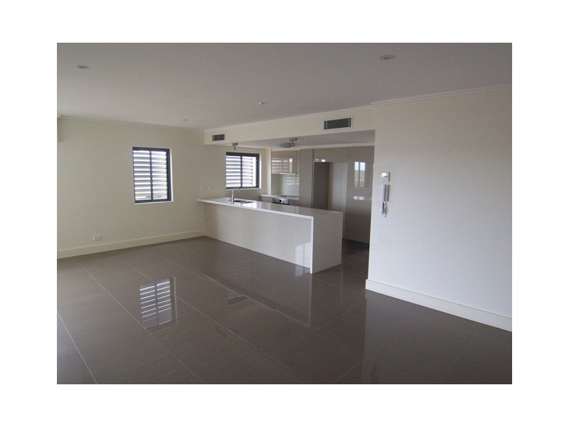 10/508 Marine Parade, Biggera Waters QLD 4216