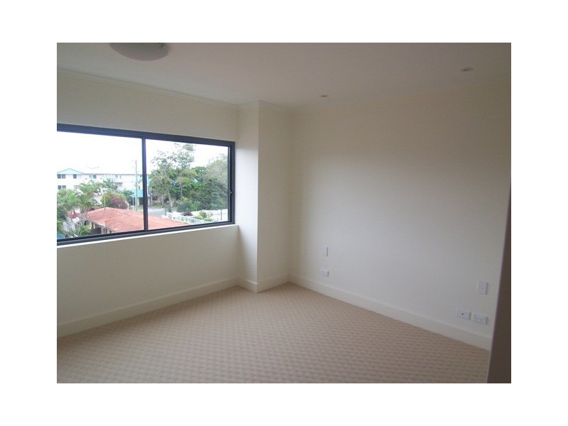 10/508 Marine Parade, Biggera Waters QLD 4216