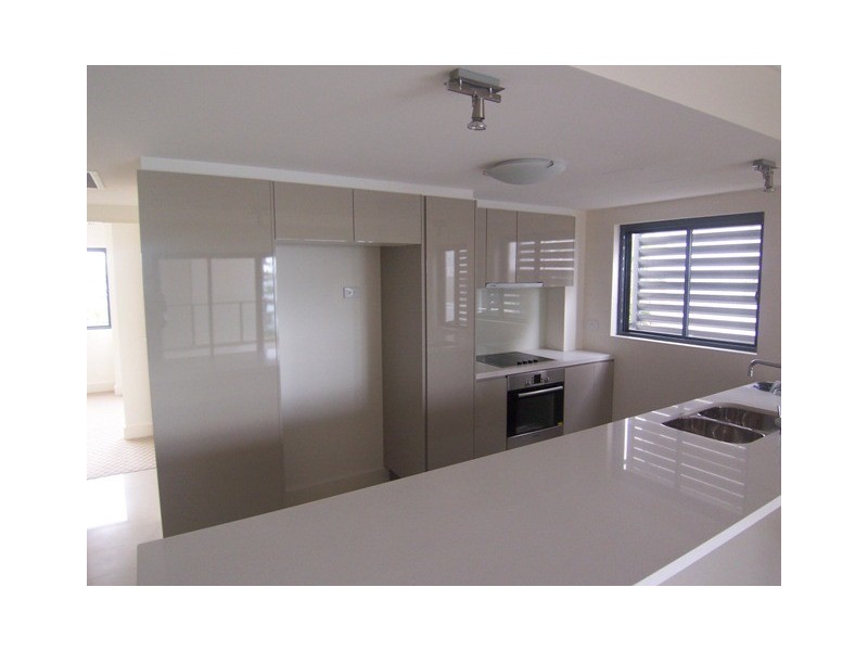 11/508 Marine Parade, Biggera Waters QLD 4216