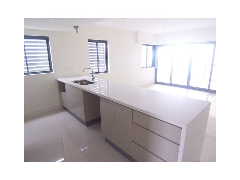 11/508 Marine Parade, Biggera Waters QLD 4216