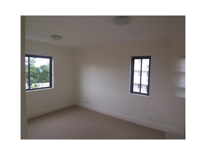 11/508 Marine Parade, Biggera Waters QLD 4216