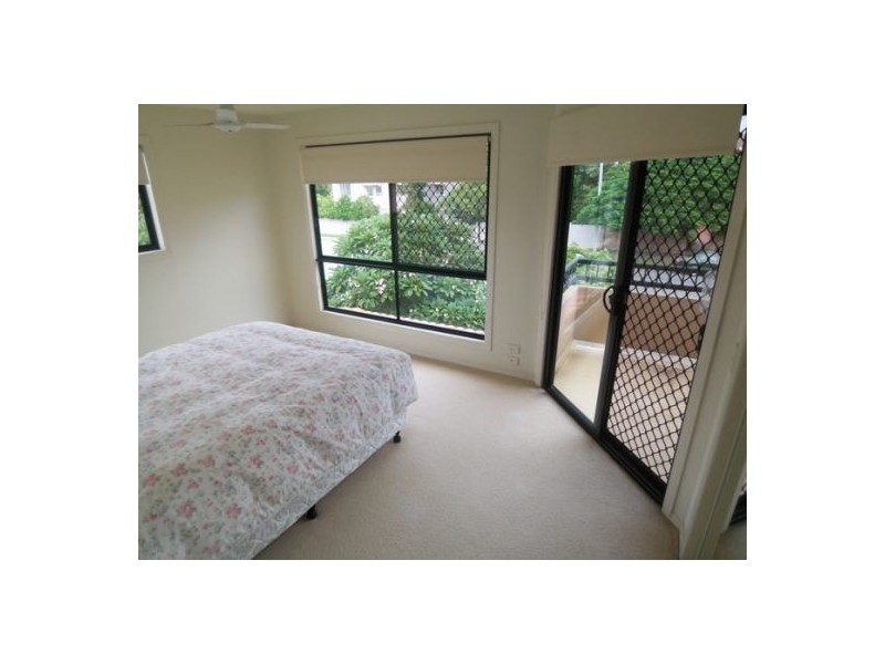 2/33 meron, Southport QLD 4215