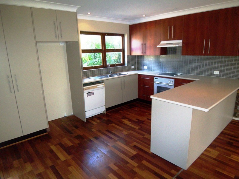 36 Shirley Street, Southport QLD 4215