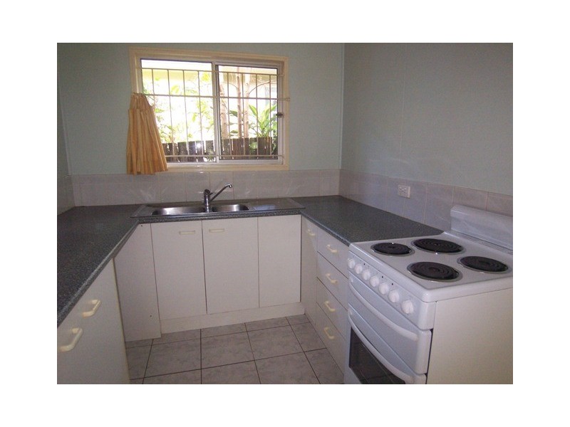 1/13 Walton Street, Southport QLD 4215