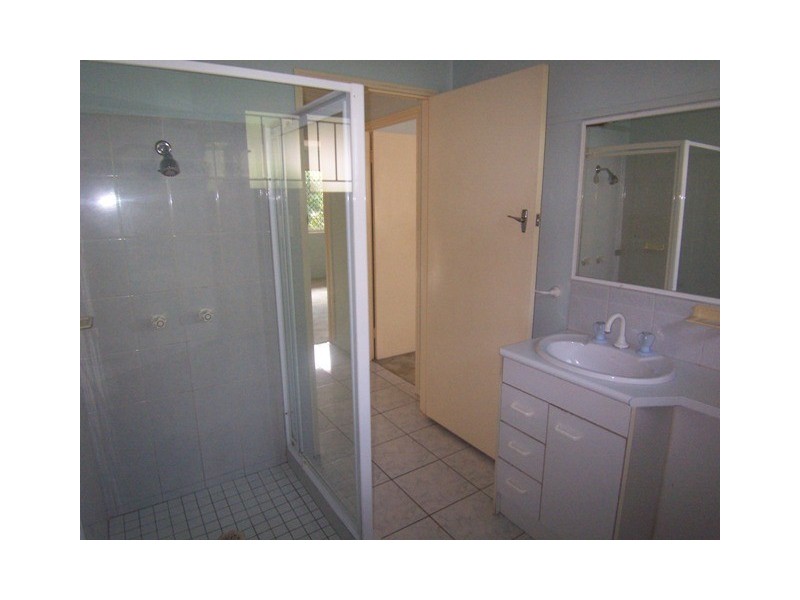 1/13 Walton Street, Southport QLD 4215