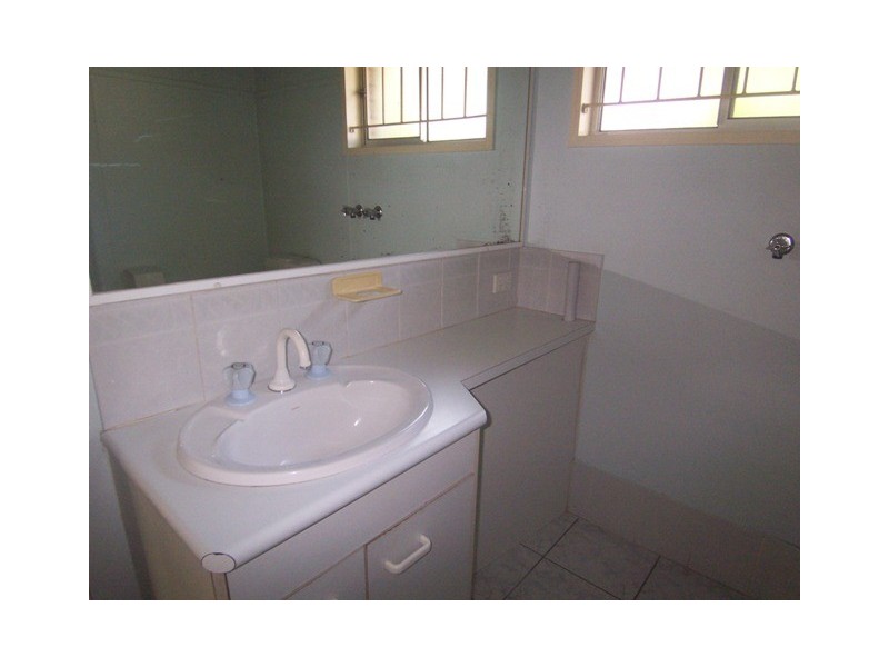 1/13 Walton Street, Southport QLD 4215