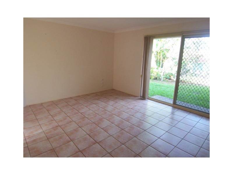 9 Hazeltine Place, Parkwood QLD 4214