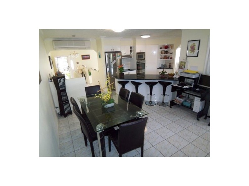 Pacific Pines QLD 4211