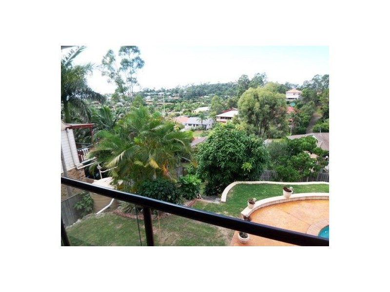 Pacific Pines QLD 4211