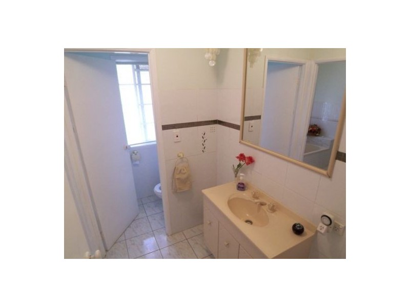 Pacific Pines QLD 4211