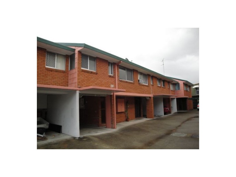 2/21 North Street, Southport QLD 4215