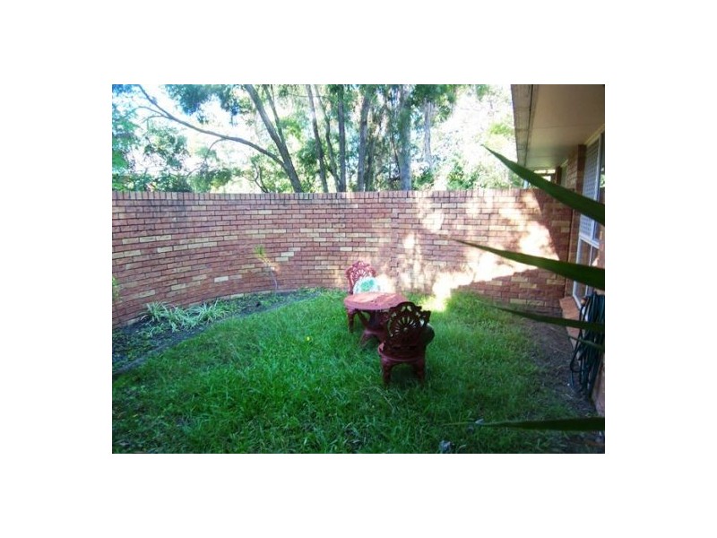 8/71 Benowa Road, Southport QLD 4215