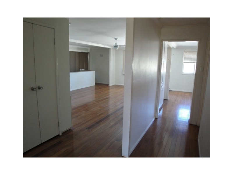 1/35 Kalimna Dve, Broadbeach Waters QLD 4218