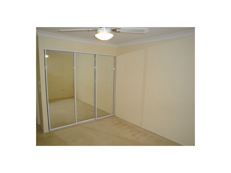 42/128 Benowa Road, Southport QLD 4215