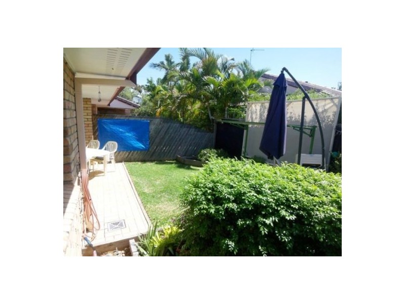 42/128 Benowa Road, Southport QLD 4215