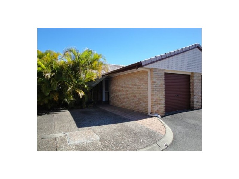 42/128 Benowa Road, Southport QLD 4215