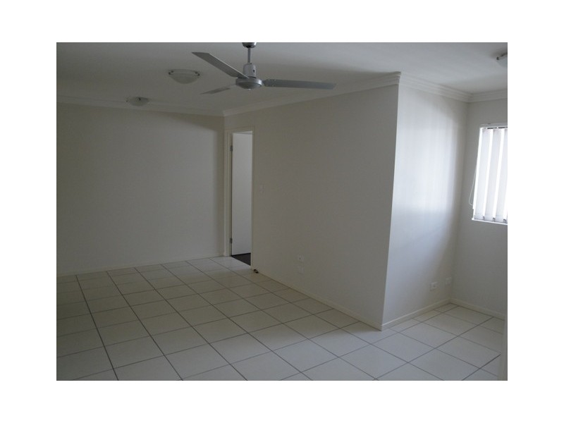 15/8-12  Proud Street, Labrador QLD 4215