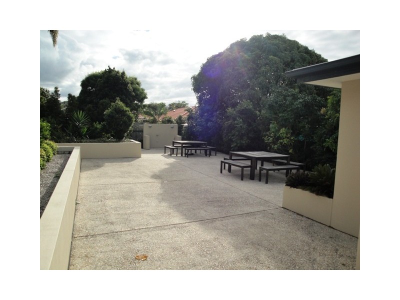 15/8-12  Proud Street, Labrador QLD 4215