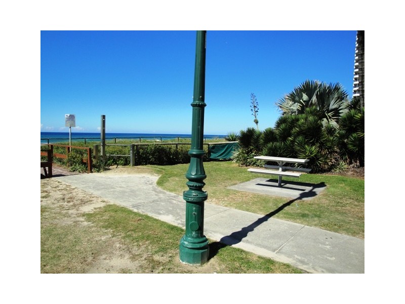 1/10 Frederick Street, Surfers Paradise QLD 4217