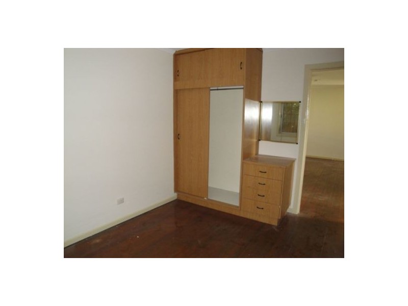 53  Stevens Street, Southport QLD 4215