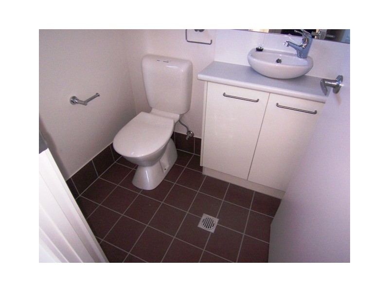 1/34 North Street, Southport QLD 4215