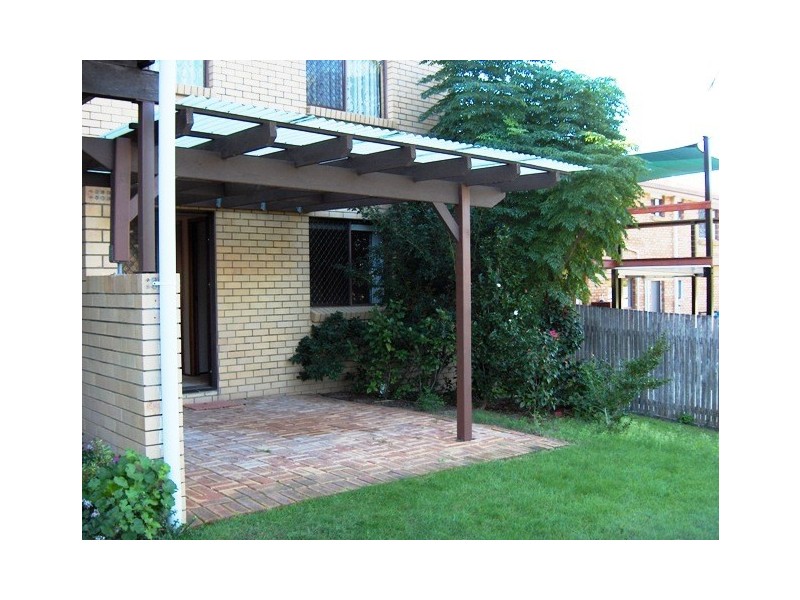 52 Cotlew Street, Southport QLD 4215
