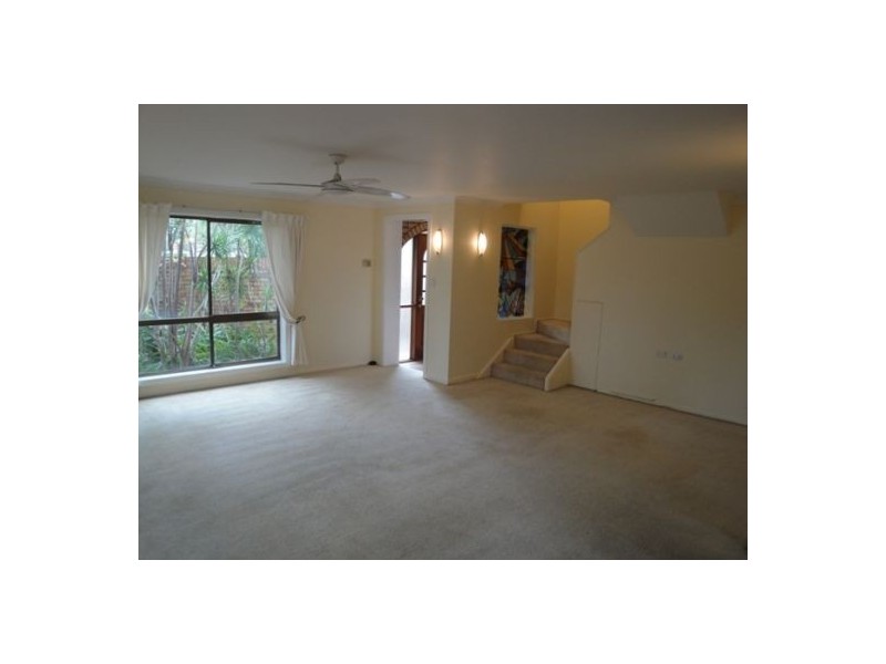 6  Tedder Avenue, Main Beach QLD 4217