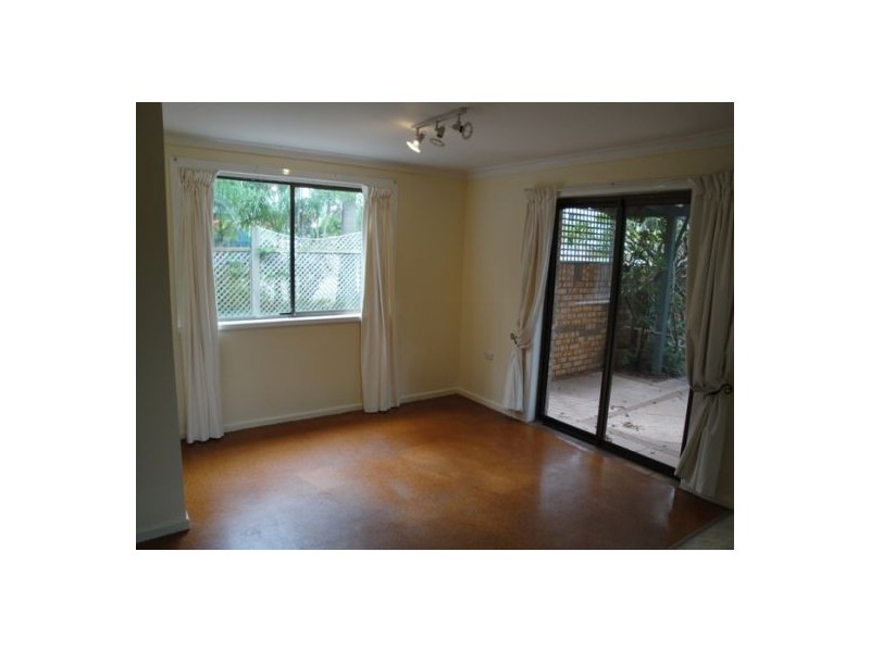 6  Tedder Avenue, Main Beach QLD 4217