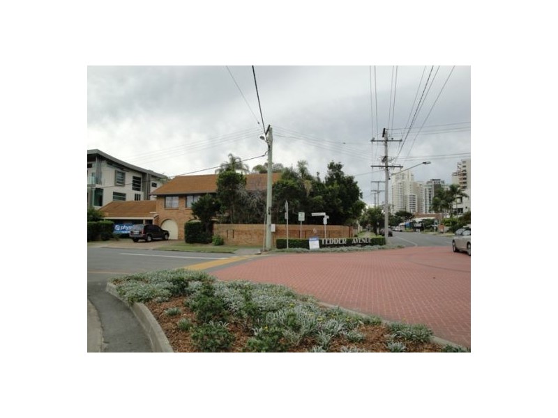 6  Tedder Avenue, Main Beach QLD 4217