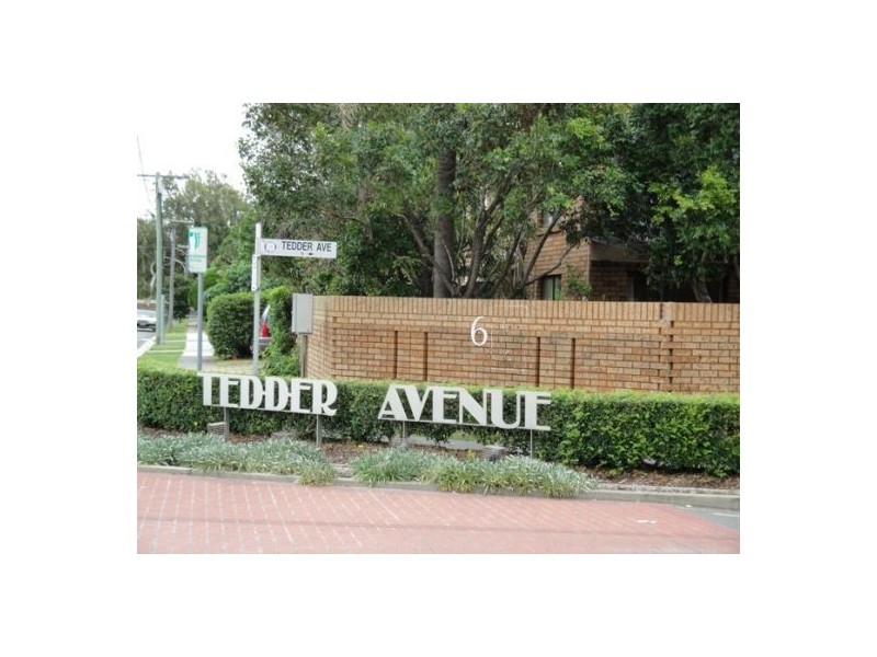 6  Tedder Avenue, Main Beach QLD 4217