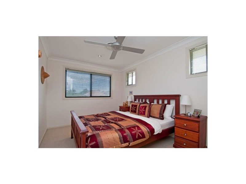 1/30 Hollywell Road, Biggera Waters QLD 4216