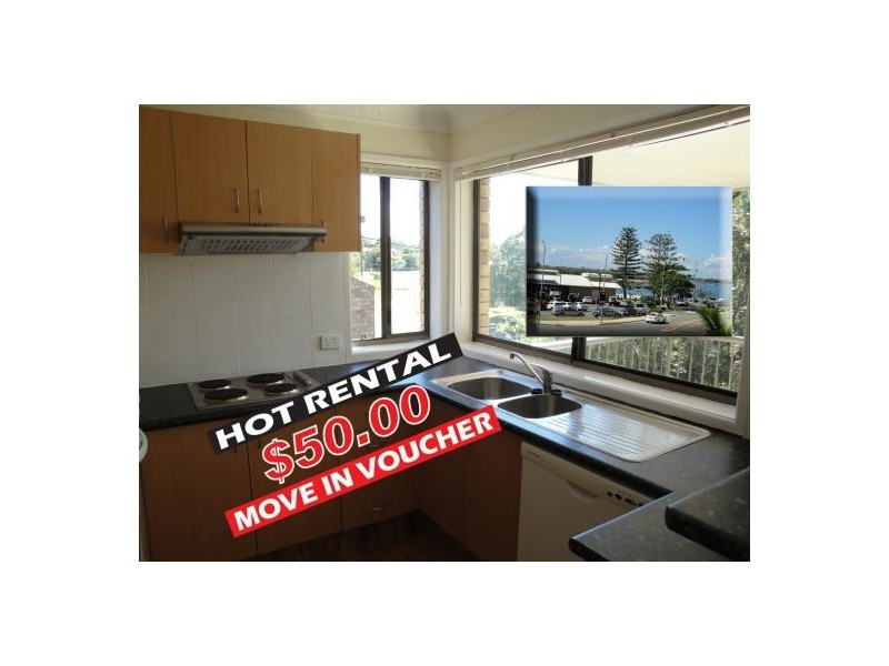 7/4 Broad Street, Labrador QLD 4215