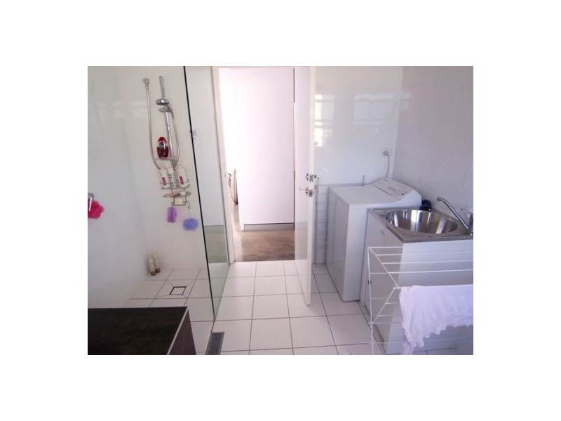 19/15 Pacific Street, Main Beach QLD 4217